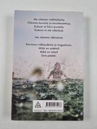 Me olimme valehtelijoita