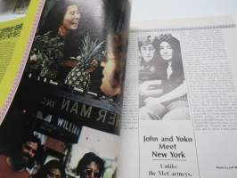 Circus 1971 September vol 5. nr 9, brittiläinen musiikkilehti, James (Jim) Morrison 1943-1971, Carole King, Byrds, John and Yoko meet New York, Terry Knight...