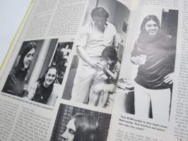 Circus 1971 September vol 5. nr 9, brittiläinen musiikkilehti, James (Jim) Morrison 1943-1971, Carole King, Byrds, John and Yoko meet New York, Terry Knight...