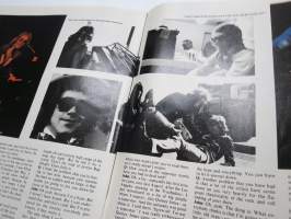 Circus 1971 September vol 5. nr 9, brittiläinen musiikkilehti, James (Jim) Morrison 1943-1971, Carole King, Byrds, John and Yoko meet New York, Terry Knight...