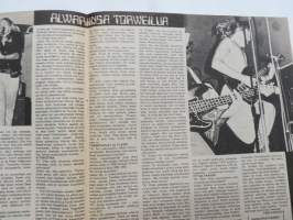 Musa - suomalainen musiikkilehti 1973 nr 10, Niemen, Alwari Tuohitorvi, Volker Kriegel, Mahavishnu John McLaughlin, Frank Zappa, ym.