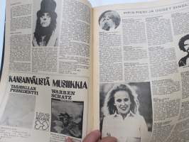 Musa - suomalainen musiikkilehti 1972 nr 3, Kansikuva David Bowie, Jetrhro Tull, alice Cooper, Jukka Gustavson (Wigwam lähikuvassa osa 2), Ruisrock &amp; Keimola, ym.