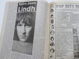 Musa - suomalainen musiikkilehti 1974 nr 8 Kansikuva Ferry &amp; Mackay, Kalevala, Pori-Jazz, Hullu Jussi?, Maggie Bell, ym.