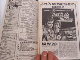 Musa - suomalainen musiikkilehti 1974 nr 4, Kansikuva Van Morrison, Steely Dan, Blu Oyster Cult, Kevin Coyne, JJ Cale, ym.