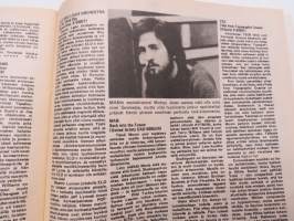 Musa - suomalainen musiikkilehti 1974 nr 2, The Doors, Wigwam, Dylan, Gene Krupa, ym.