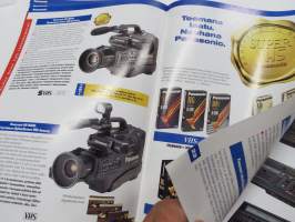 Panasonic 1994 Televisiot / Videot / Videokamerat / Editointilaitteet / Nauhat ja tarvikkeet -myyntiesite / tuoteluettelo