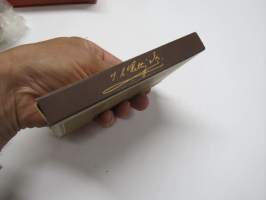 Klubi sikareja-cigarrer -pakkaus - Rettig, 2 kpl sikareita mukana