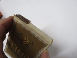 Klubi sikareja-cigarrer -pakkaus - Rettig, 2 kpl sikareita mukana