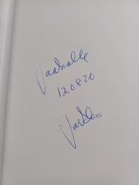 Älynväläyksiä 2 (signeerattu, tekijän omiste)