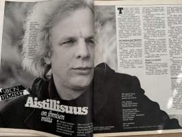 Jaana 1983 nr 9, Paula Siimes, Kari Väänänen, Tommy Tabermann, uudistu Jaanan kanssa Martina Kallionalusta, Eva Anttila, Eija-Elina Bergholm