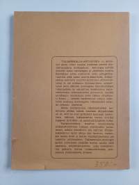 Väliasemalla : runoja ja novelleja
