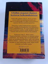 Ufosieppaukset : ihmiset ja avaruusolennot kohtaavat