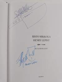 Arjen luxus : koko vuoden keittokirja (signeerattu, tekijän omiste)
