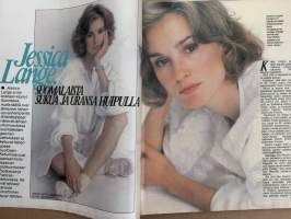 Jaana 1983 nr 15, Jessica Lang, Anne Pohtamo, Satu Tiivola, Parhaiten puleutuneet - Hely Törnqvist, juustot, Matikaisten talo Espoossa, Brigitte Bardot