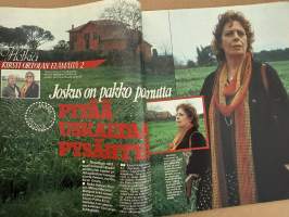 Jaana 1983 nr 17, Marita Pekkala, Euroviisut, Kirsti Ortola, Parhaiten pukeutuneet - Kristina Horn, Liisa Kulhia, Pellavassa on tyyliä, Myt mennään Japaniin