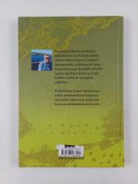 Matkoilla kaiken aikaa : runoja