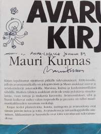 Kaikkien aikojen avaruuskirja (signeerattu, tekijän omiste)