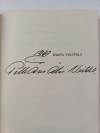 Ihana välipala (signeerattu)