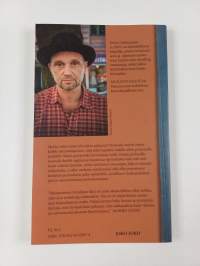 Mukavuusalue : novelleja (signeerattu)
