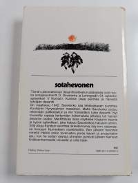 Sotahevonen (signeerattu, tekijän omiste)