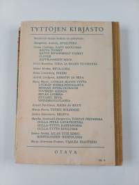 Tiina ja hänen toverinsa : tyttöromaani