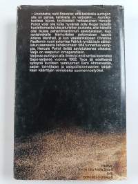 Varjossa auringon alla