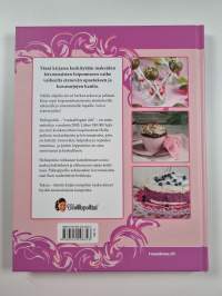 Koko perheen leivontakirja
