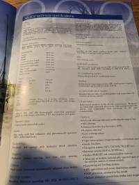 Patria AX 202 ja 203 esite. 2000