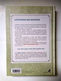 Lottapukujen historia