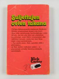 Suljettujen ovien takana
