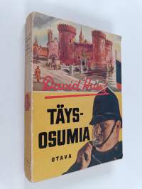Täysosumia : salapoliisiromaani
