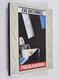 Puujalkakukka