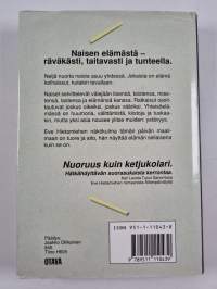 Puujalkakukka