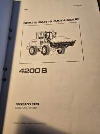 Volvo  4200 B varaosaluettelo 1984