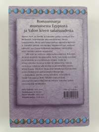 Valon kivi Tietäjänainen