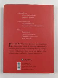Pyhän kanssa piilosilla