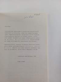 Suomalaisen hiihtokoulun muotoutuminen : hiihdon valmennus-, koulutus- ja tutkimustoiminnan kehittäminen Vuokatin urheiluopistossa vv. 1945-1960 (signeerattu)
