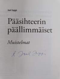 Pääsihteerin päällimmäiset (signeerattu)