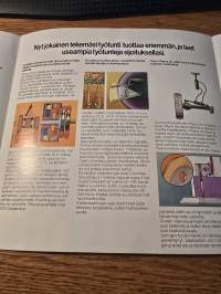 John Deere esittelee 6 uutta traktoria.  traktori -myyntiesite