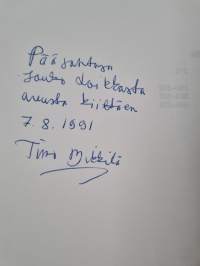 Artturi Leinonen sanomalehtimiehenä vuoteen 1944 (signeerattu, tekijän omiste)