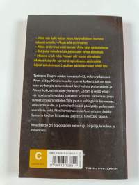 Kummitusten luokka : 11 kolkkoa kauhutarinaa