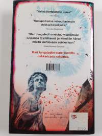 Joka yksin kulkee