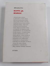 Kiitti ja murisi : valittuja pakinoita