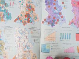 Atlas Karelskoi ASSR 1989 -Karjalan Autonominen Sosialistinen Neuvostasavalta -kartta, monipuoliset kartat, maasto, vesistöt, maaperä, eläimistö ym.
