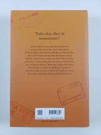 Koti kulttuurien välissä (signeerattu, tekijän omiste)