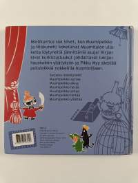 Muumipeikko esittää