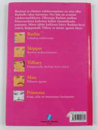 Barbie valokuvaajana
