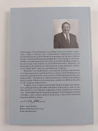 Vanha vallesmanni kertoo - pistooli, patukka ja käsiraudat (signeerattu, tekijän omiste)