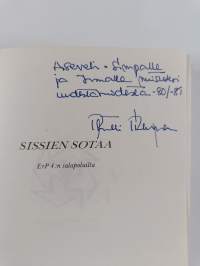 Sissien sotaa : ErP 4:n salapoluilta (signeerattu, tekijän omiste)