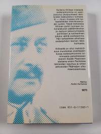 Miekka tuppeen : poliittisen ja sotilaallisen johdon dualismi Suomen sodissa 1939-1944 (tekijän omiste)